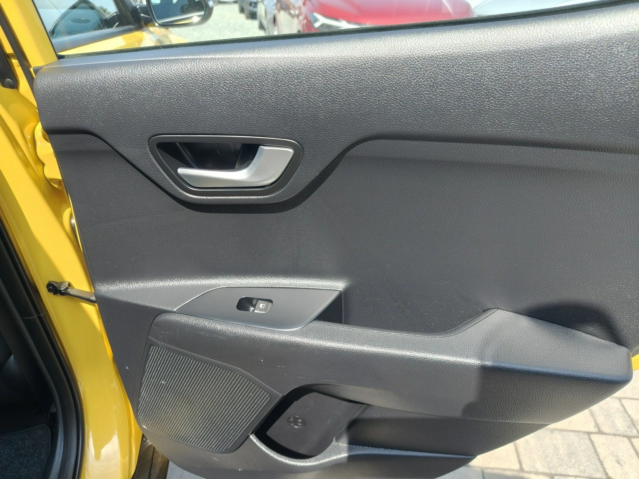 Kia Stonic - Zdjęcie 27