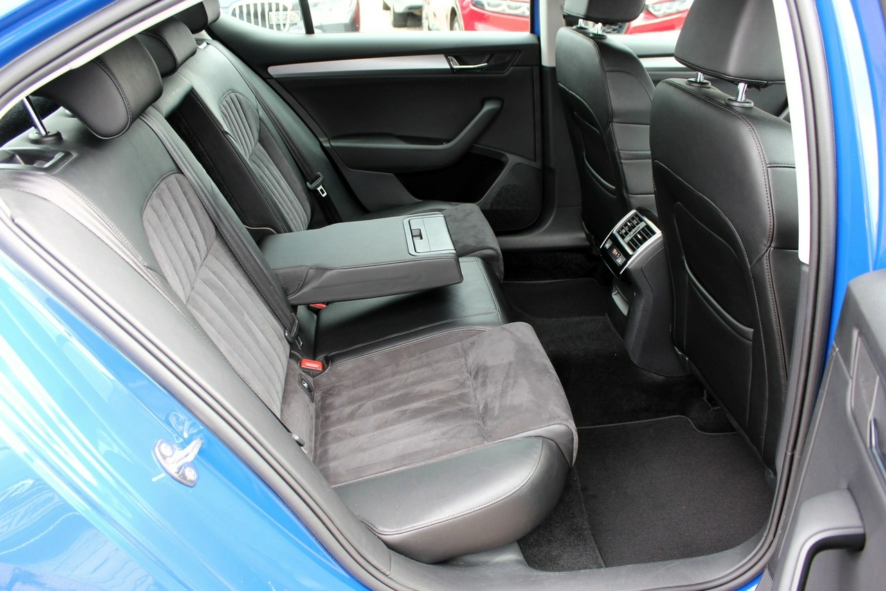 Skoda Superb - Zdjęcie 9