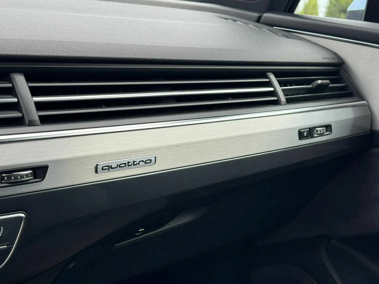 Audi SQ7 - Zdjęcie 41