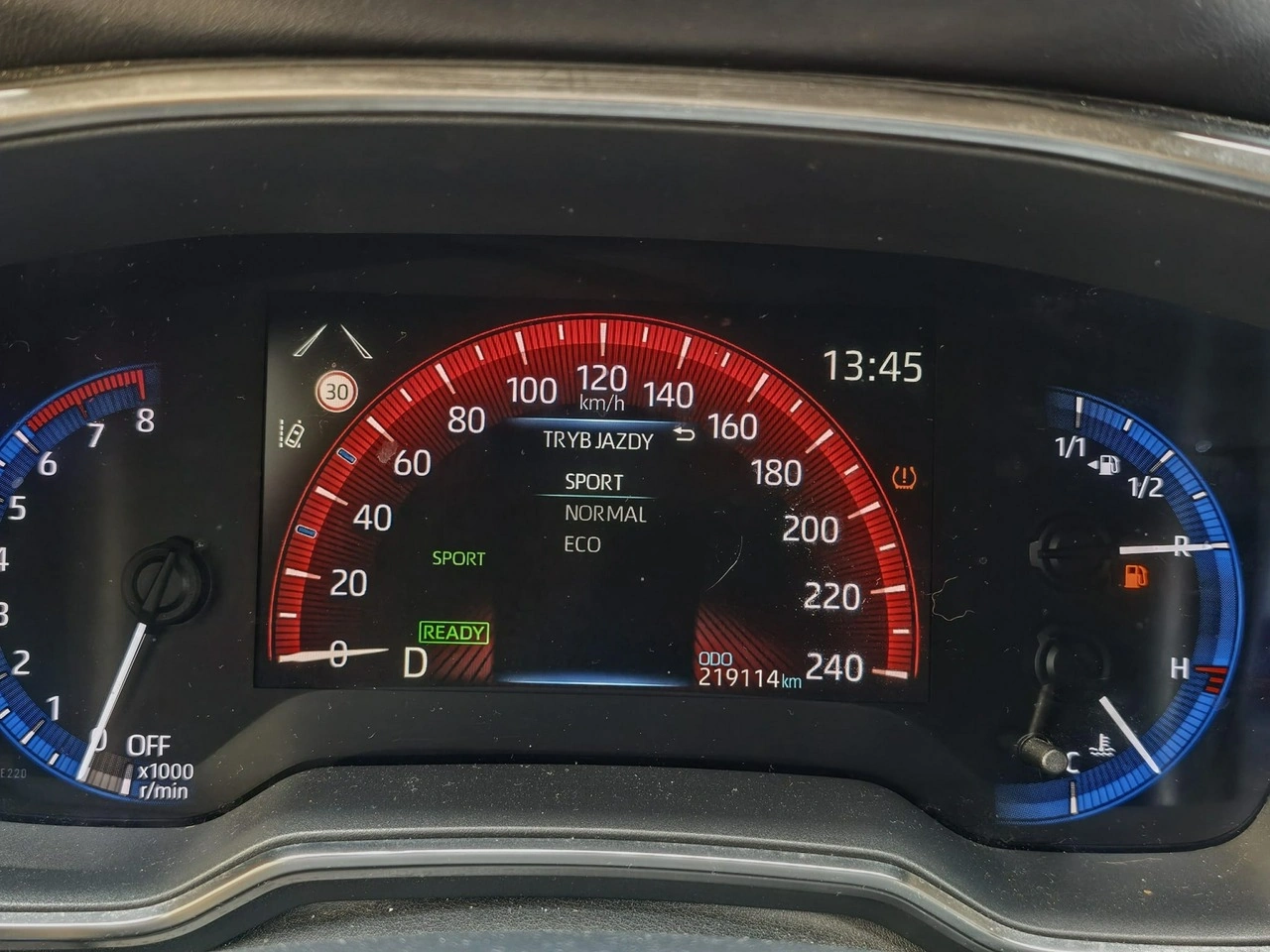 Toyota Corolla - Zdjęcie 23