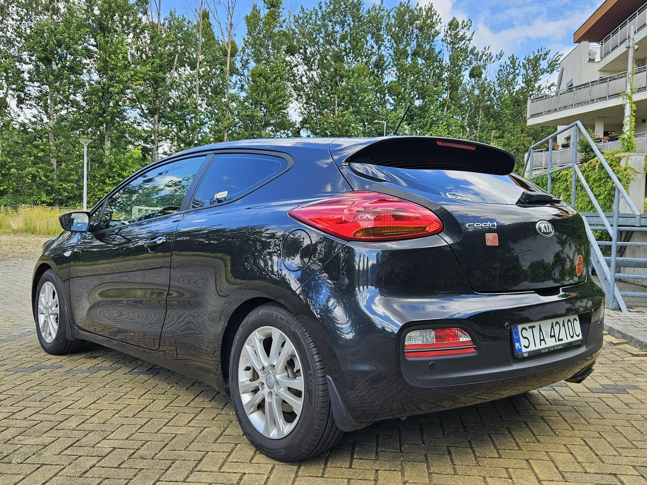 Kia Ceed - Zdjęcie 2