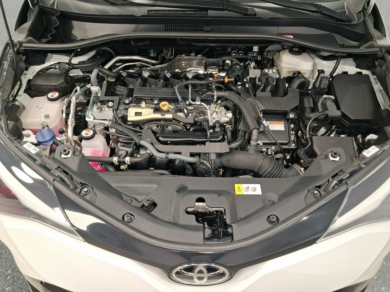 Toyota C-HR - Zdjęcie 24