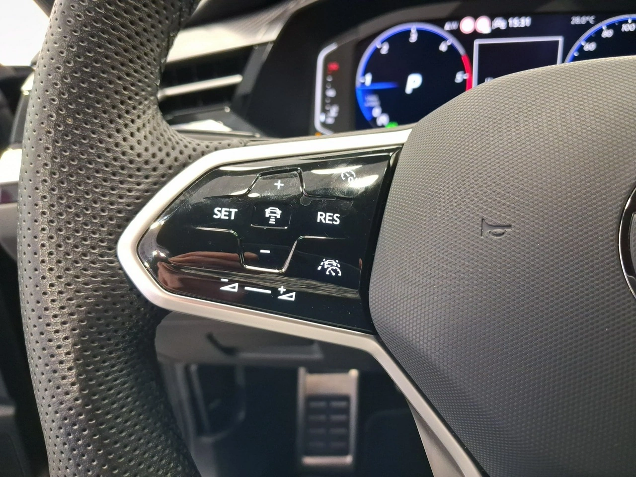 Volkswagen Arteon - Zdjęcie 9