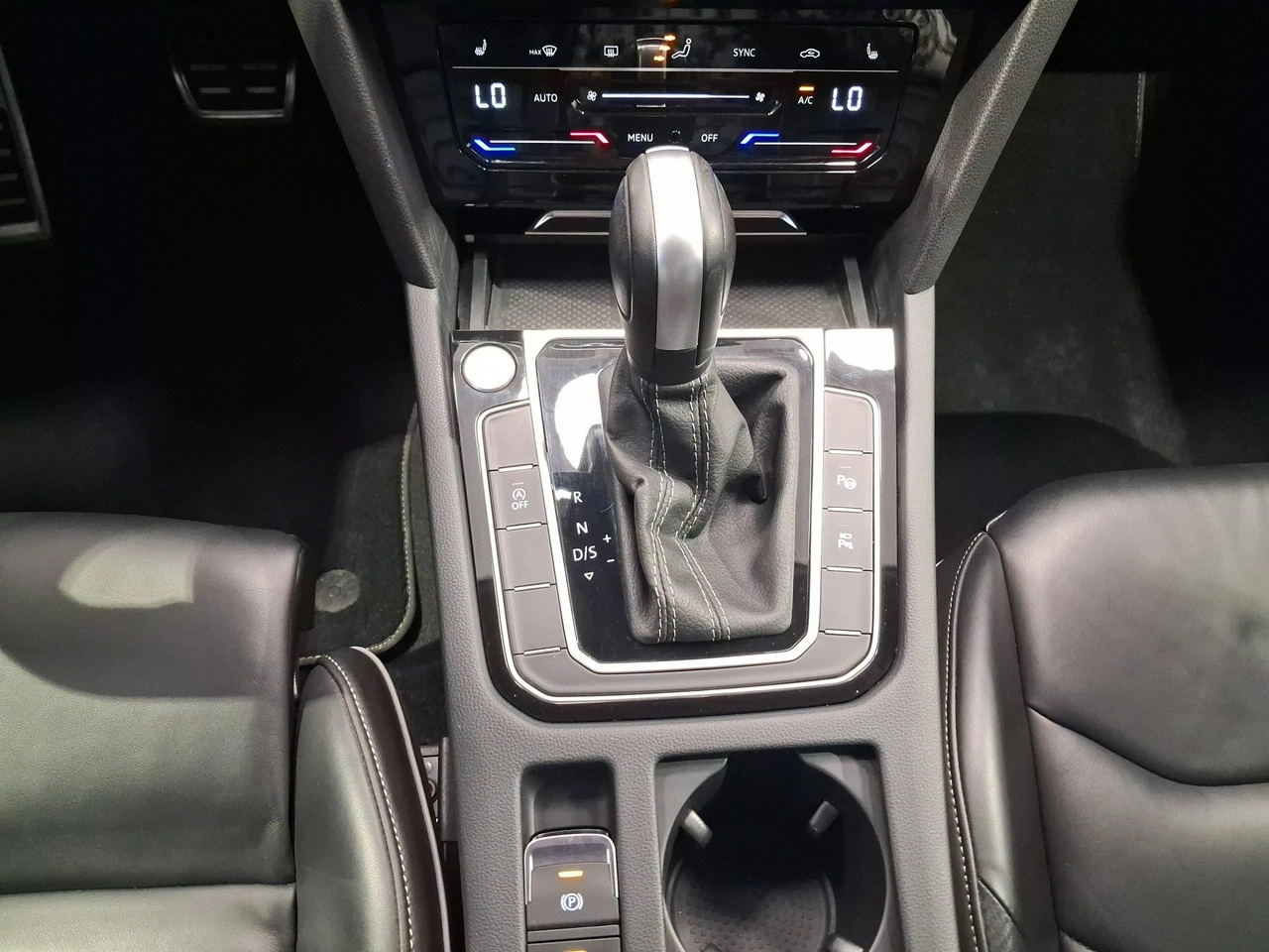 Volkswagen Arteon - Zdjęcie 16