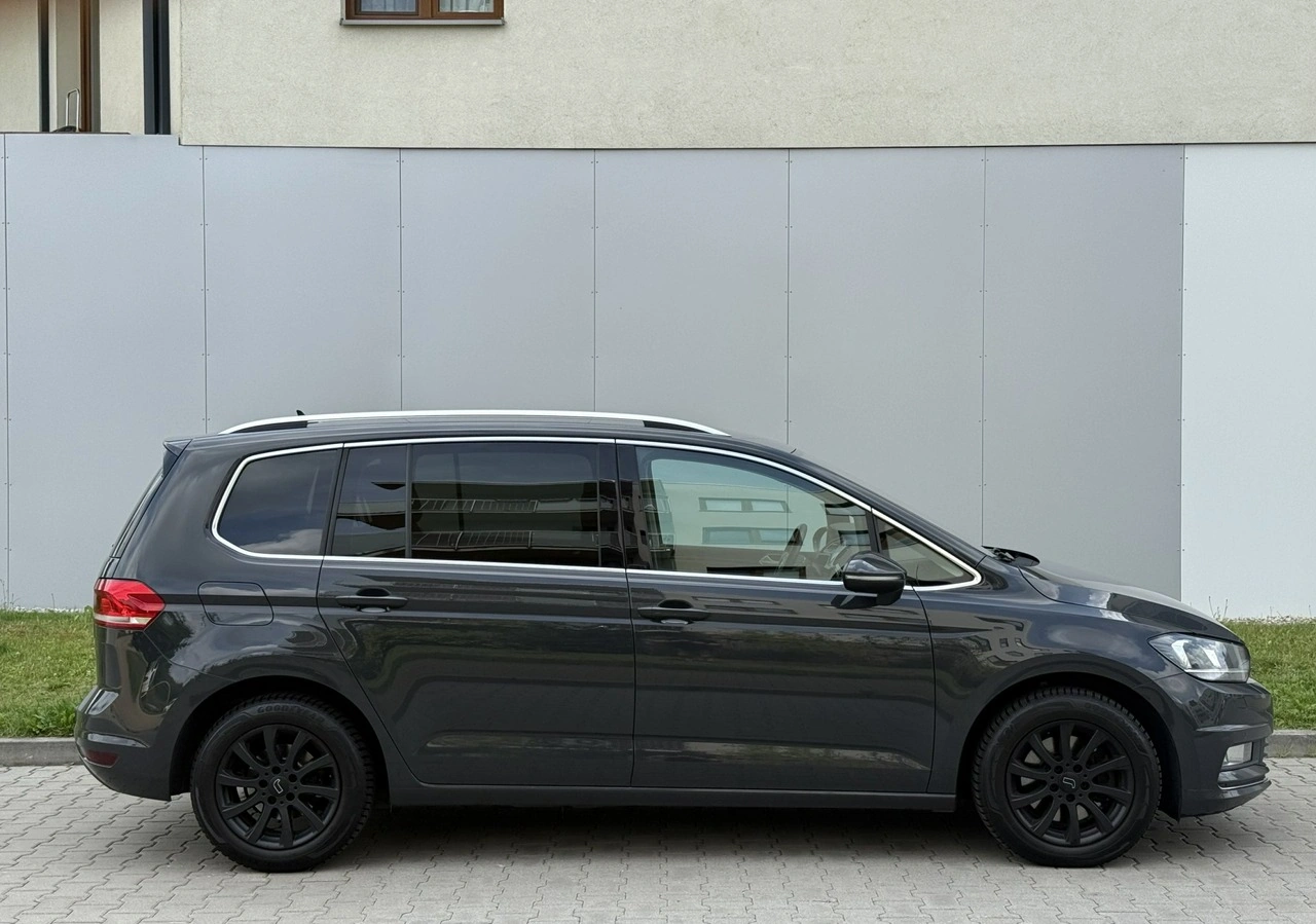 Volkswagen Touran - Zdjęcie 1