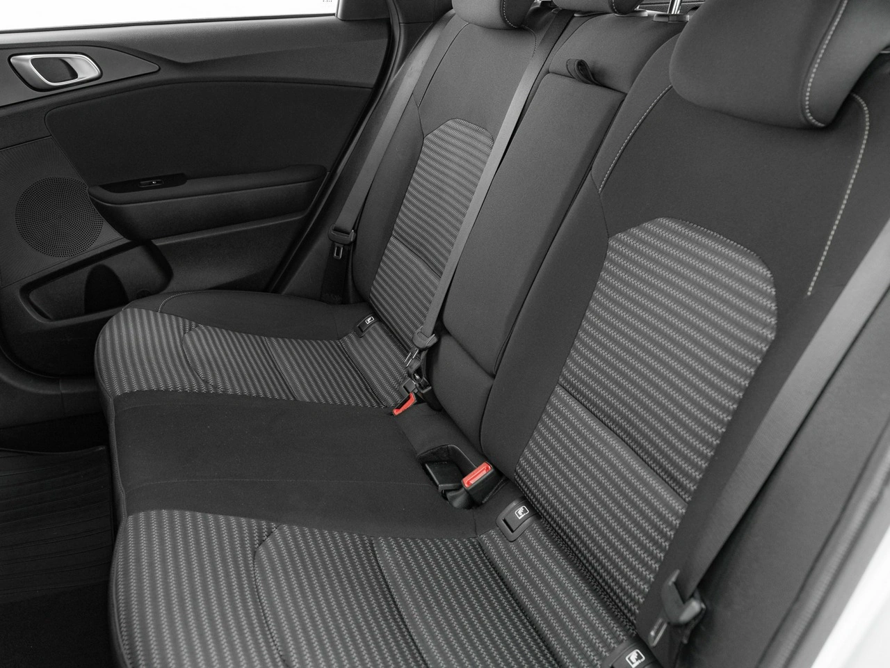 Kia Ceed - Zdjęcie 26