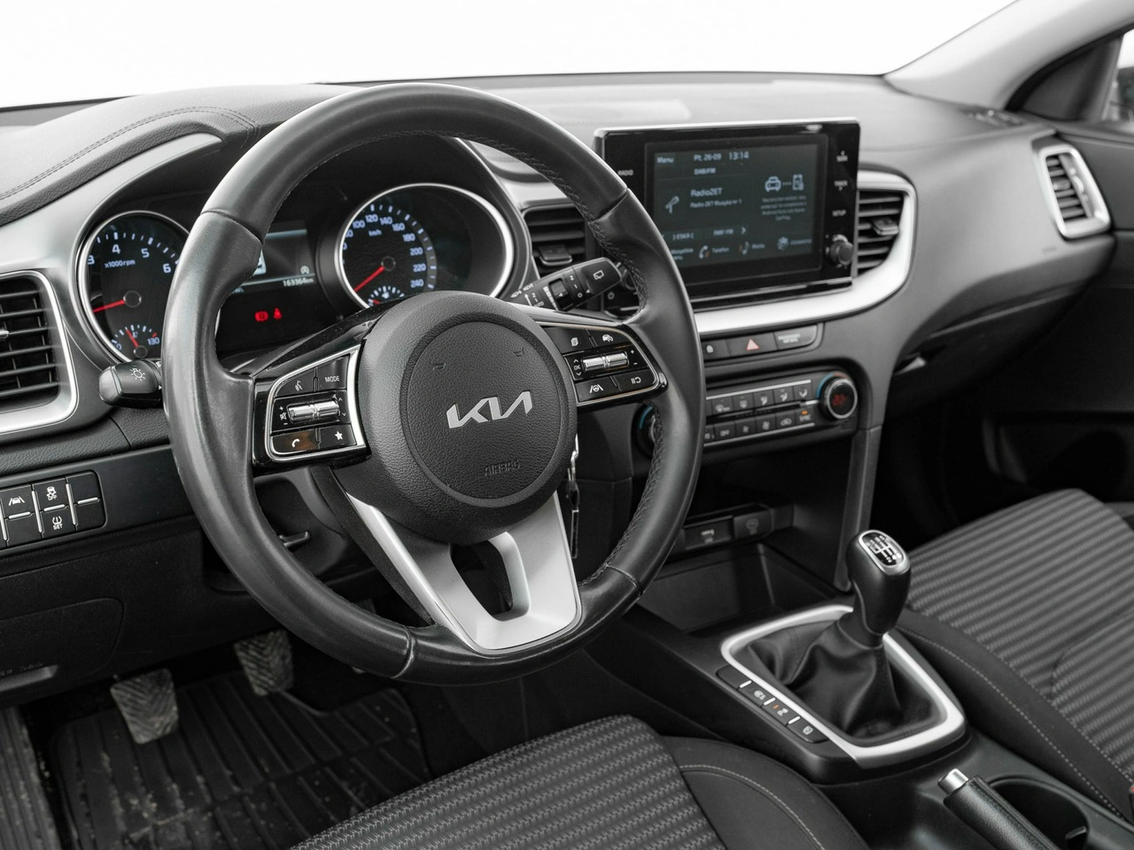 Kia Ceed - Zdjęcie 5