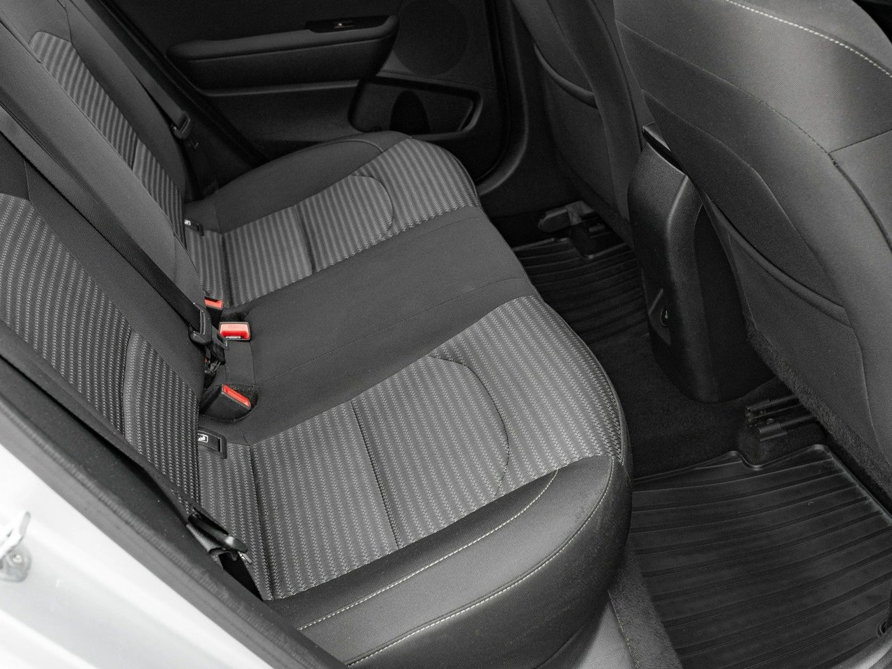 Kia Ceed - Zdjęcie 27