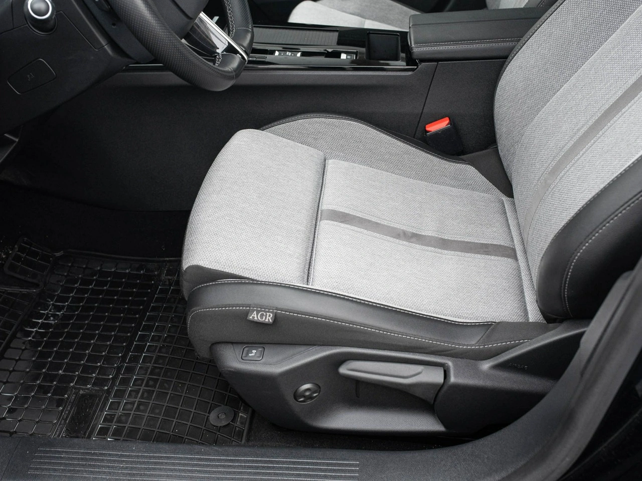 Opel Astra - Zdjęcie 9