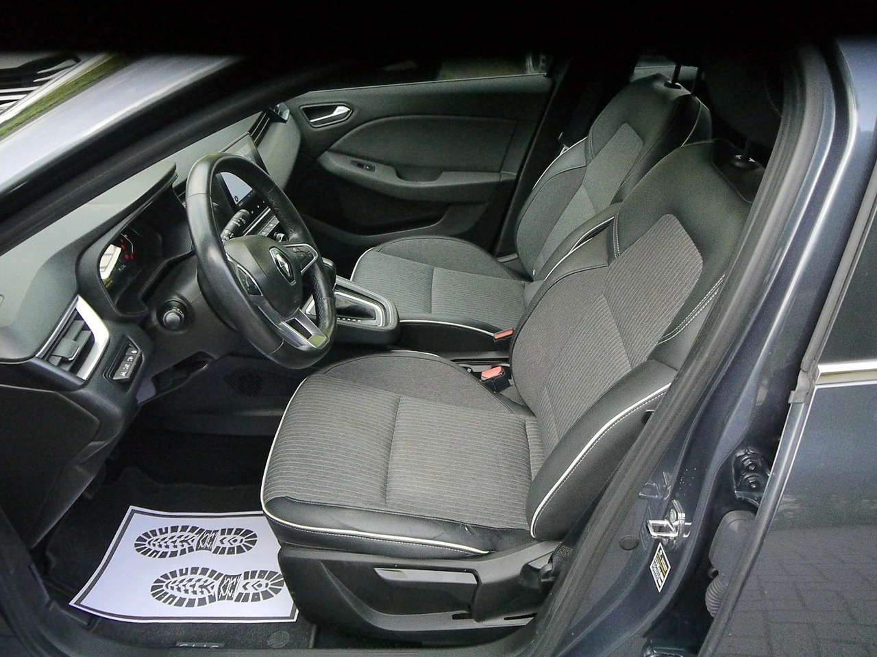Renault Clio - Zdjęcie 31