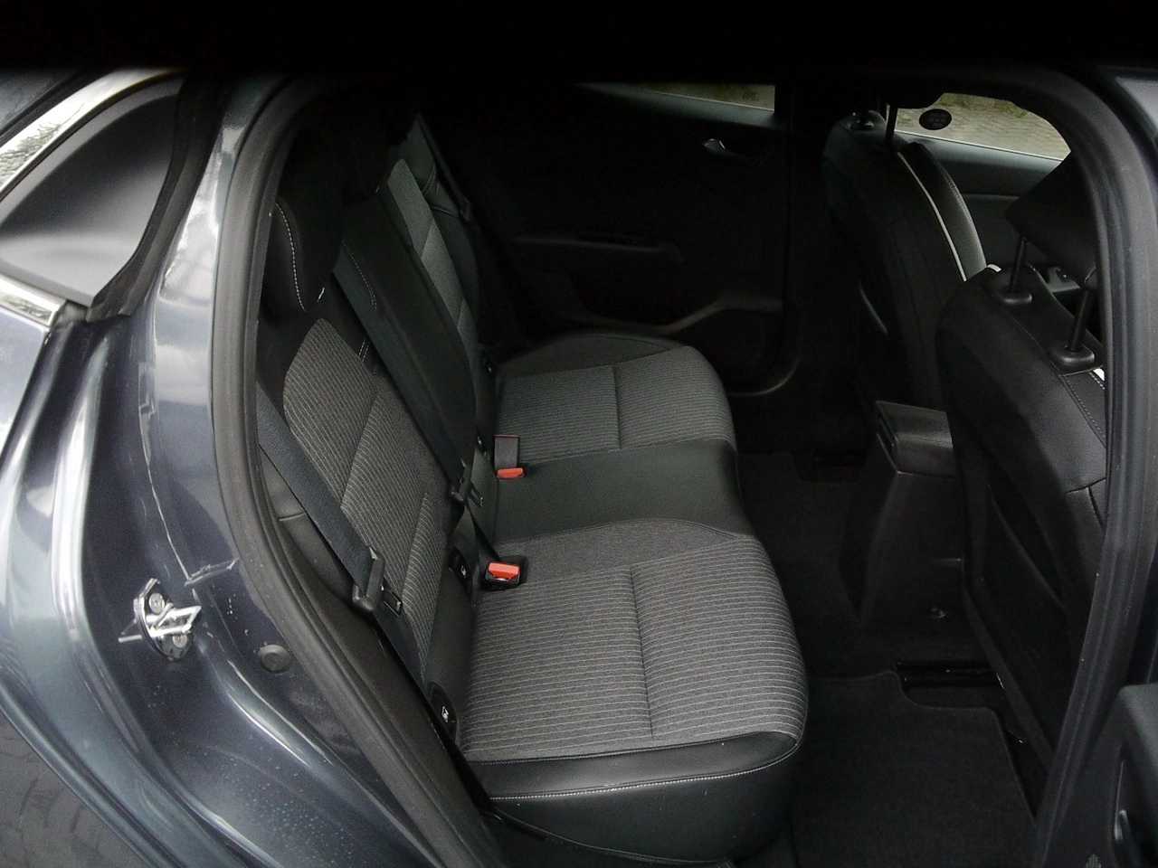 Renault Clio - Zdjęcie 32
