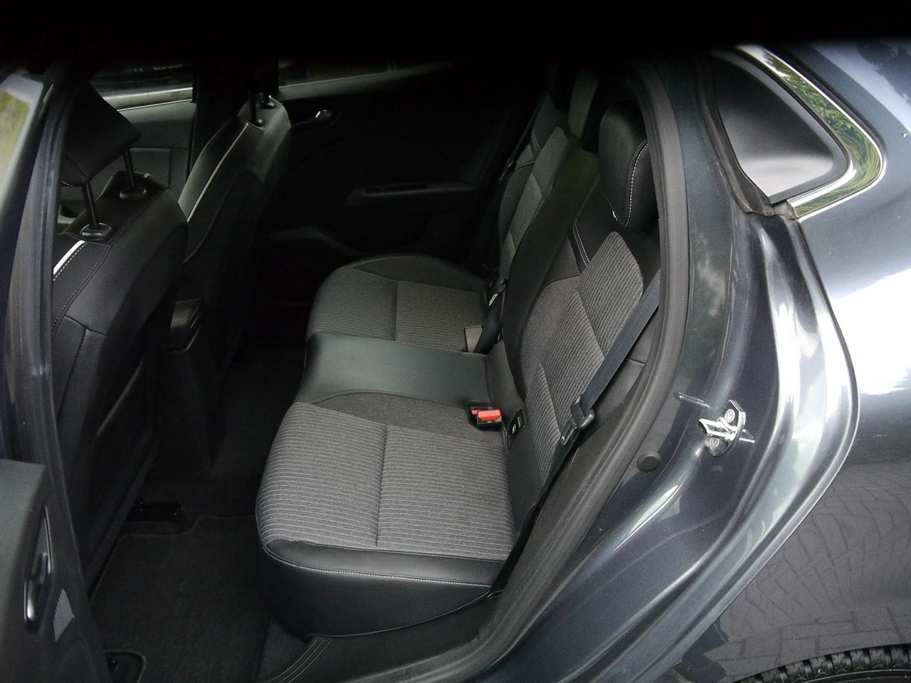 Renault Clio - Zdjęcie 33