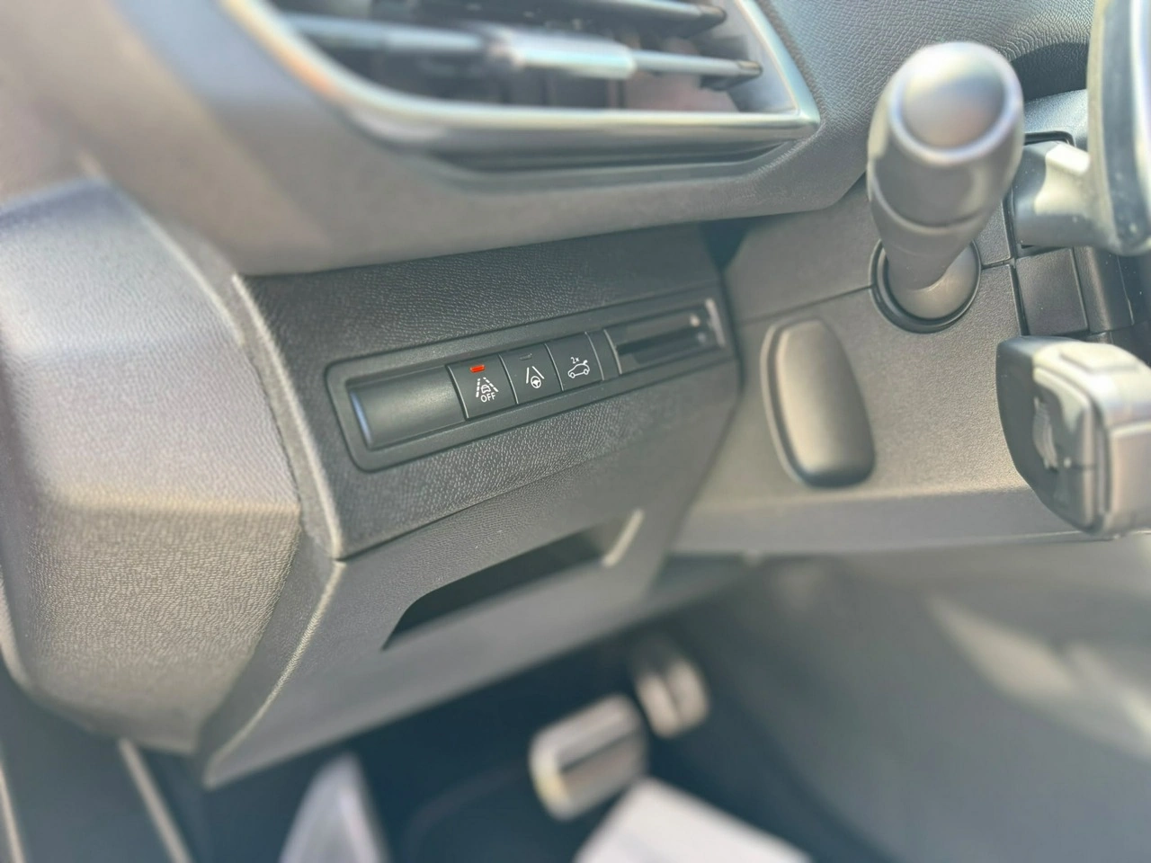 Peugeot 5008 - Zdjęcie 34