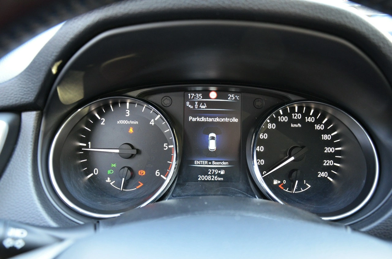 Nissan Qashqai - Zdjęcie 37