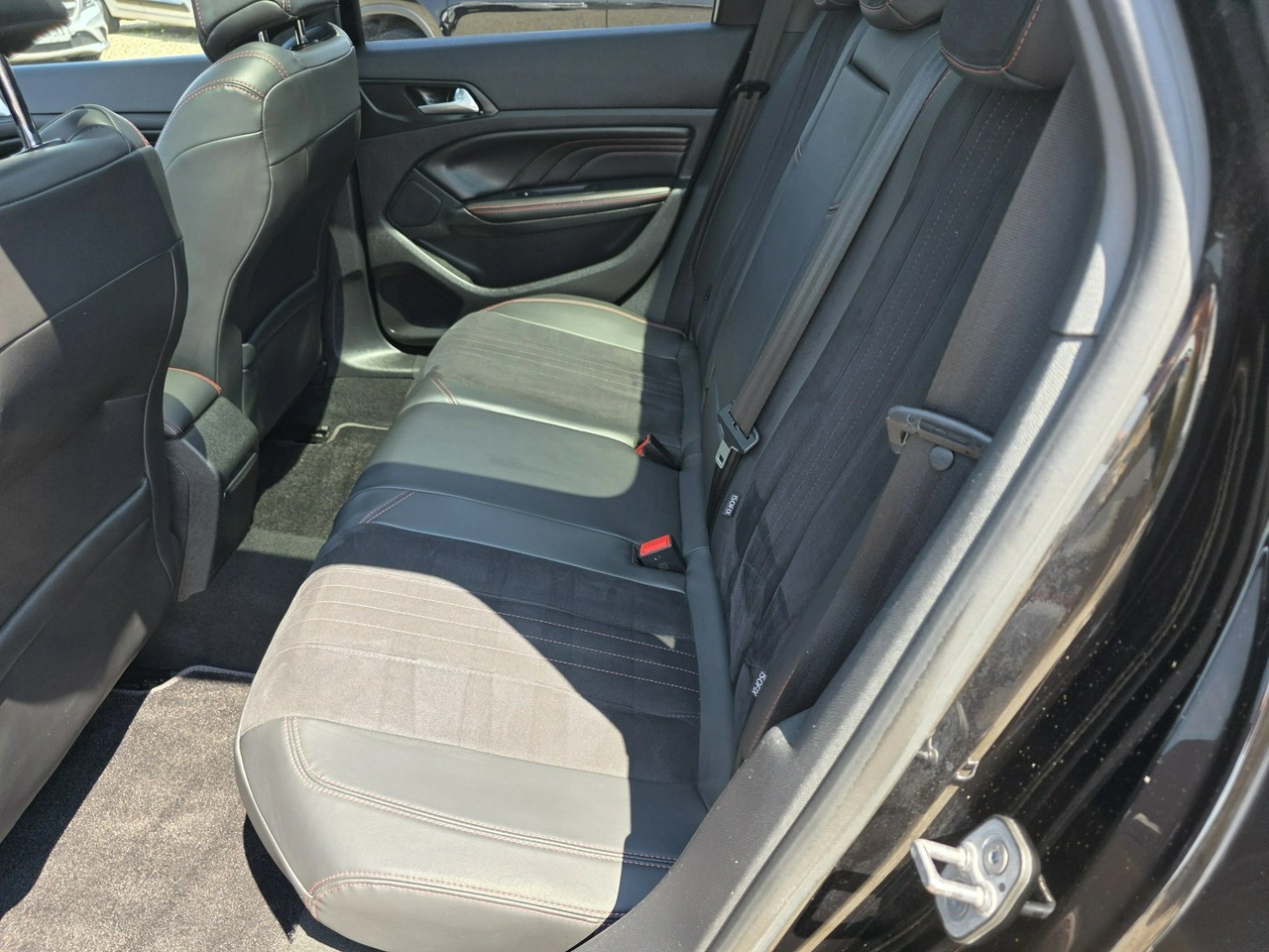 Peugeot 308 - Zdjęcie 13
