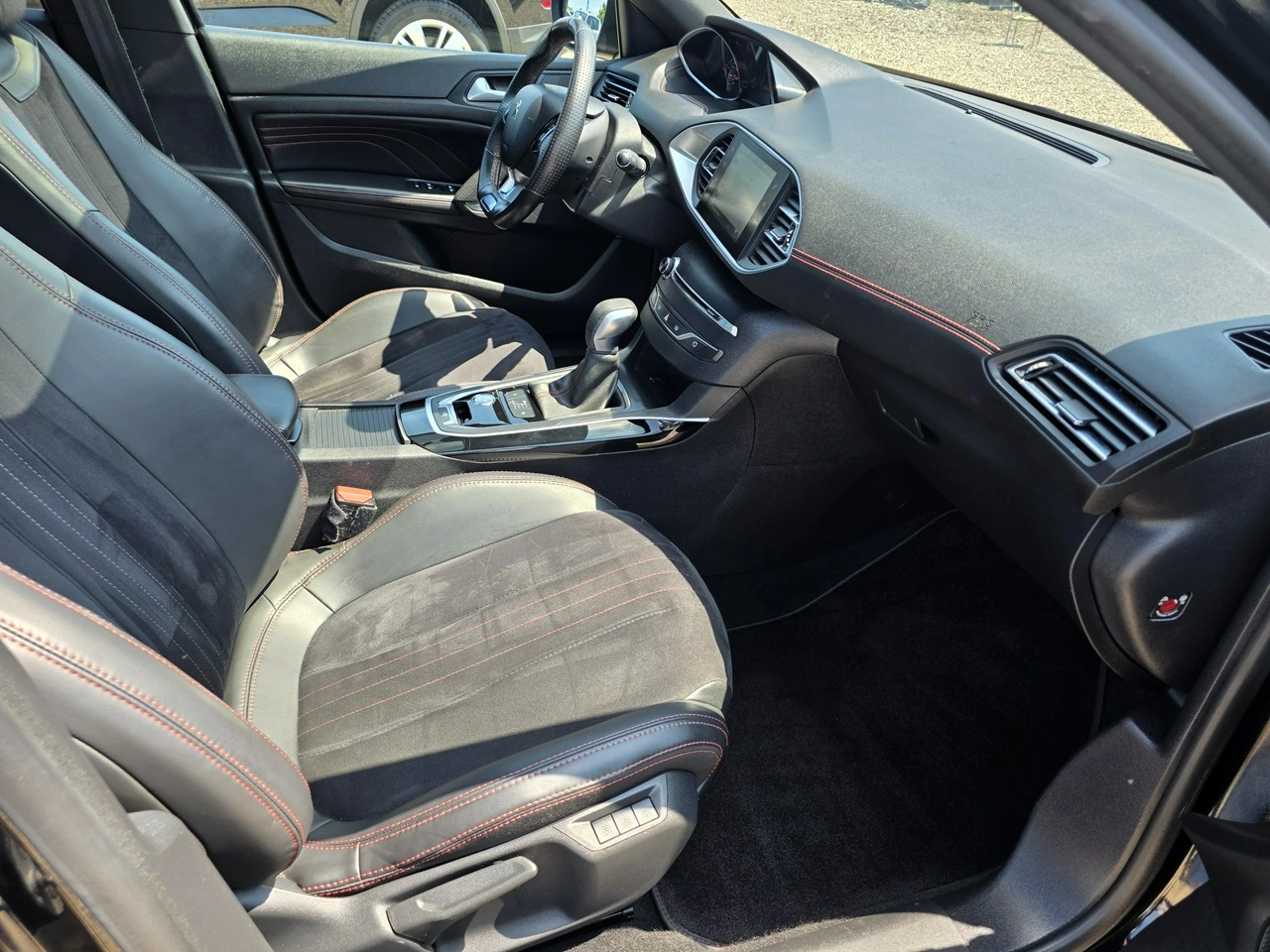 Peugeot 308 - Zdjęcie 30