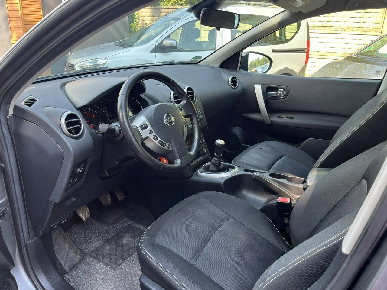 Nissan Qashqai - Zdjęcie 13