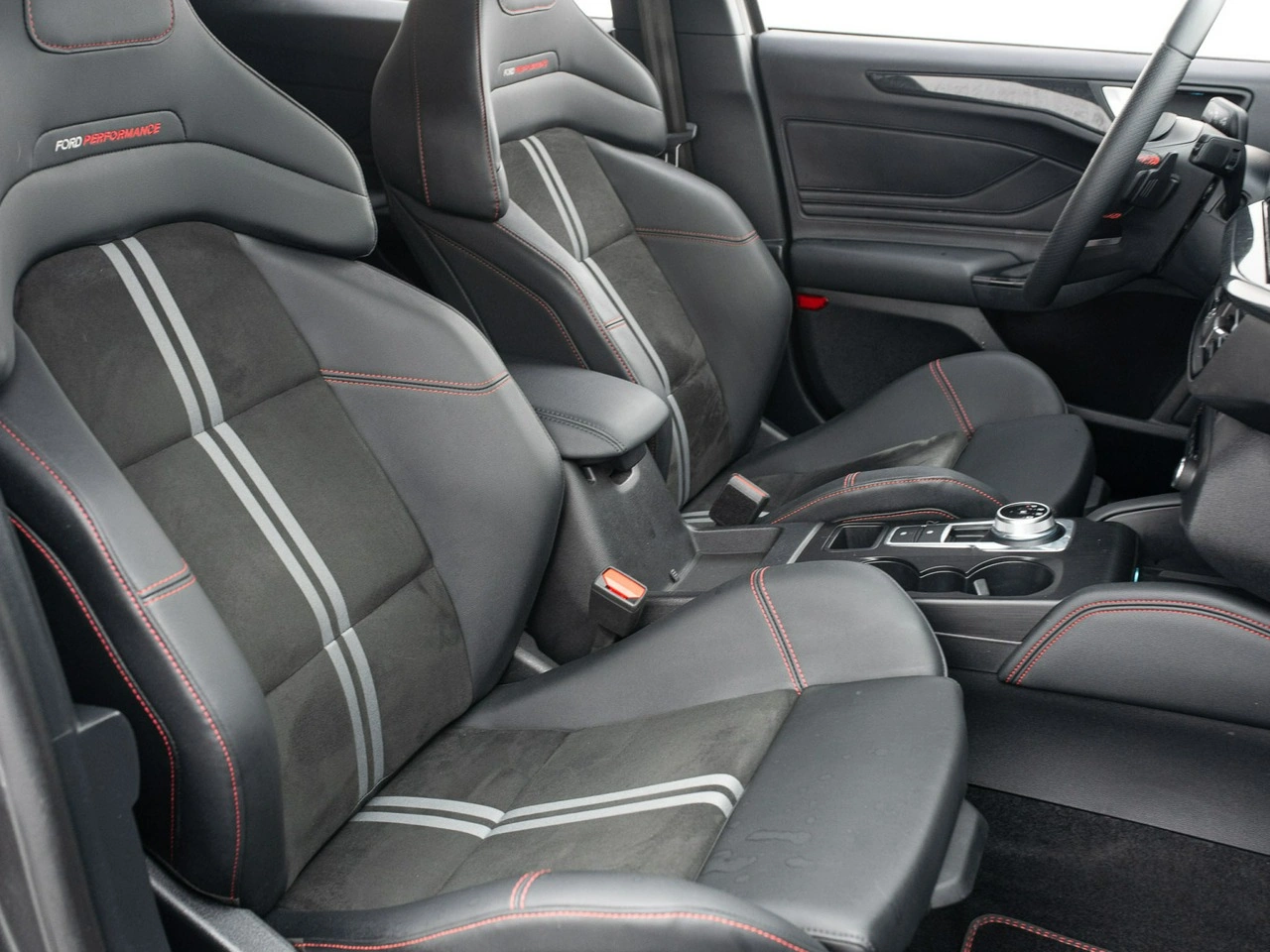 Ford Focus - Zdjęcie 24