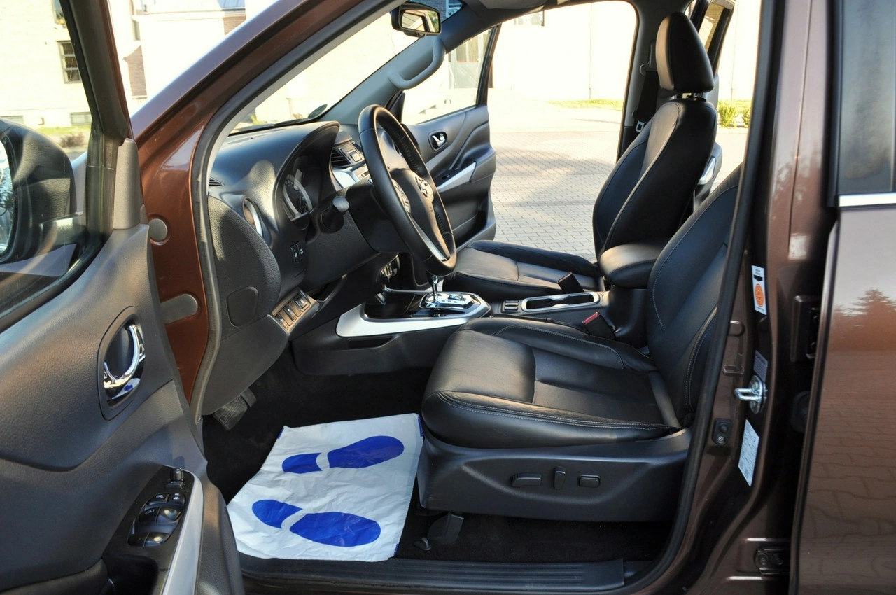 Nissan Navara - Zdjęcie 20