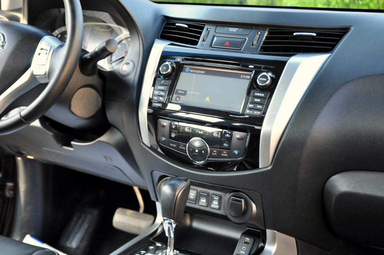 Nissan Navara - Zdjęcie 26