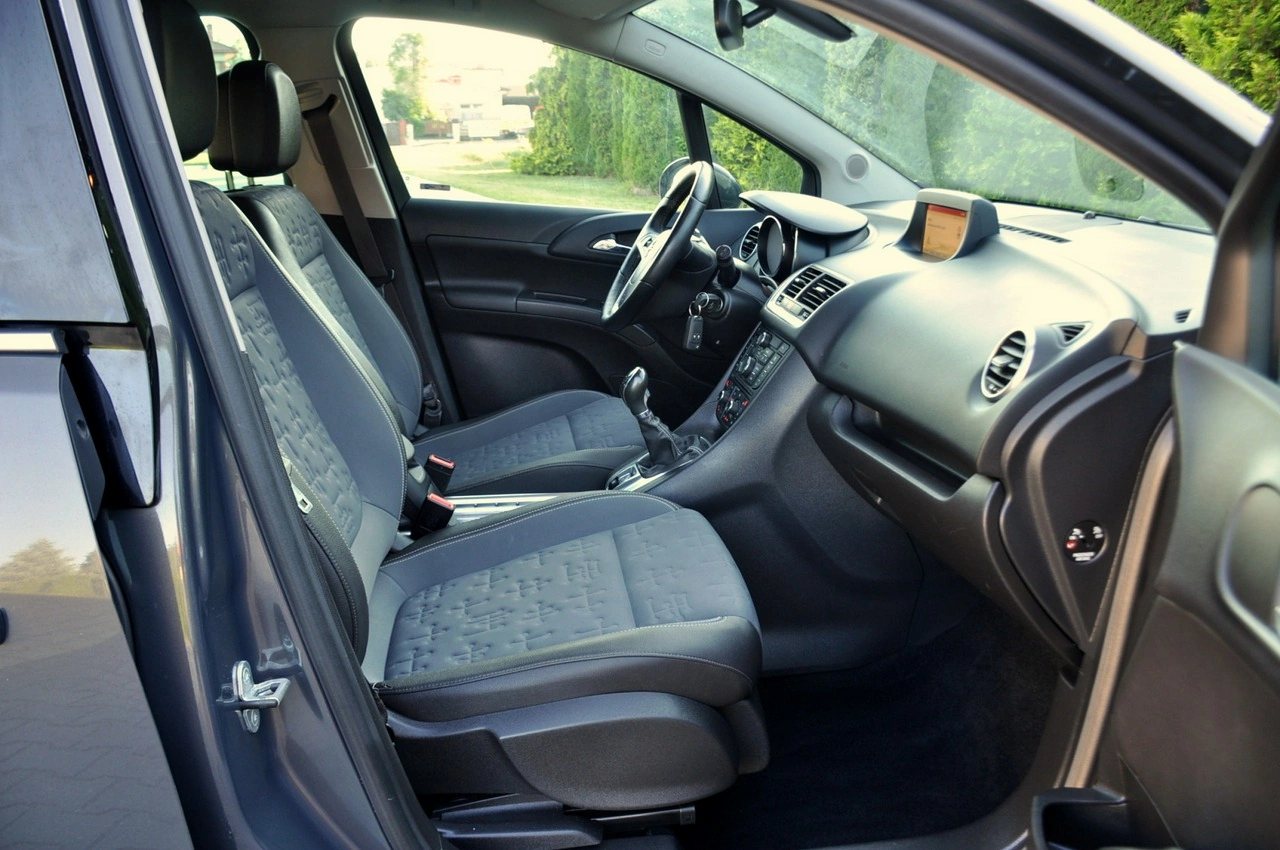 Opel Meriva - Zdjęcie 16