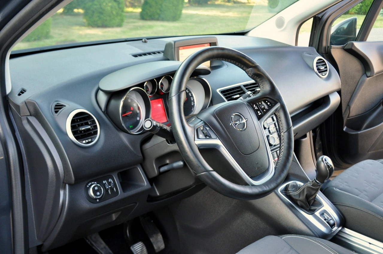 Opel Meriva - Zdjęcie 21