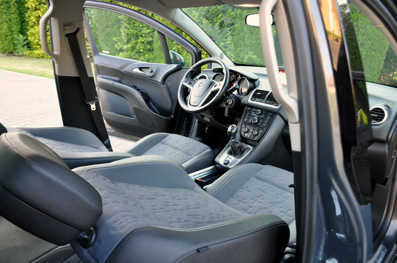 Opel Meriva - Zdjęcie 22