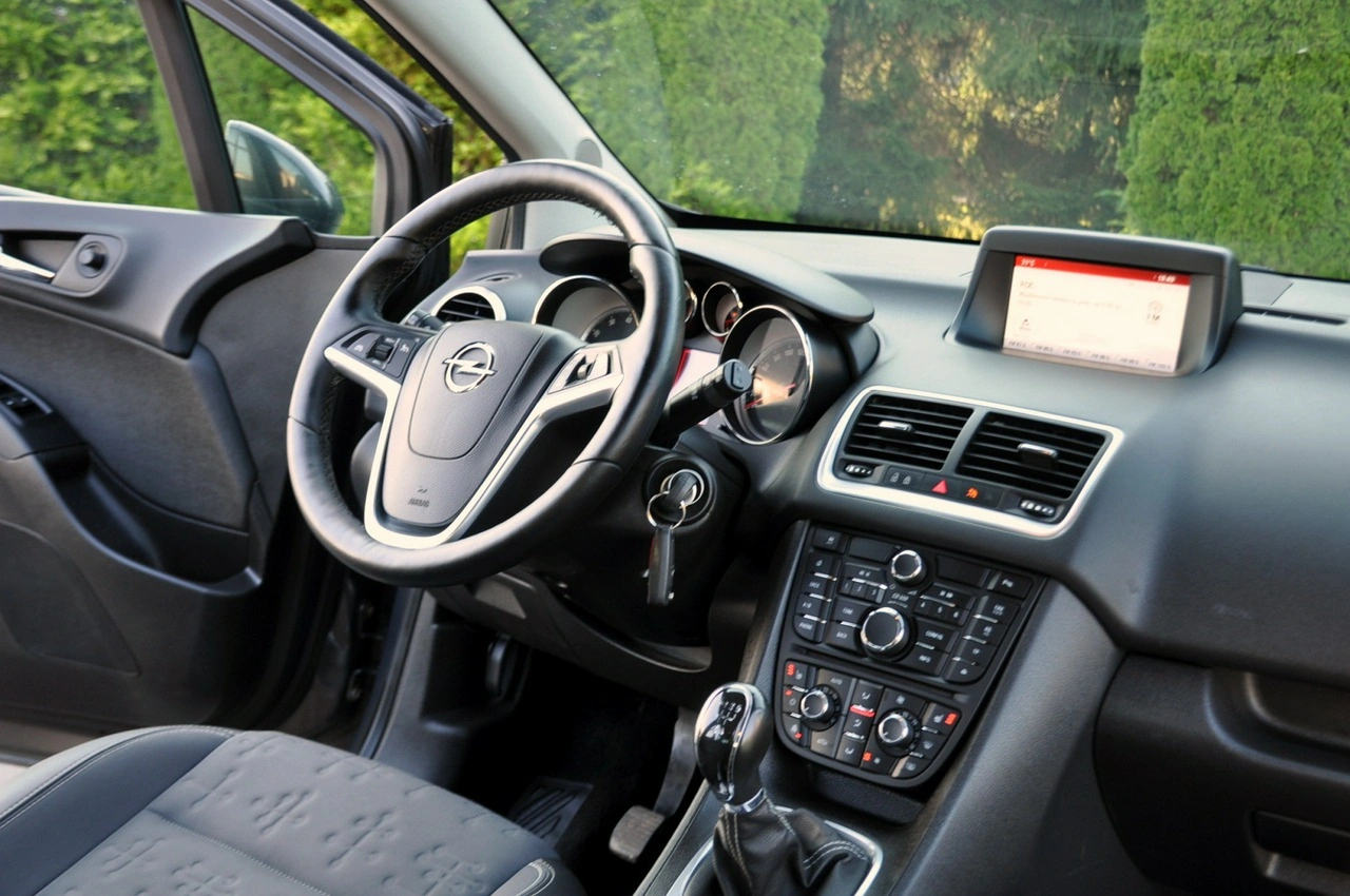 Opel Meriva - Zdjęcie 24