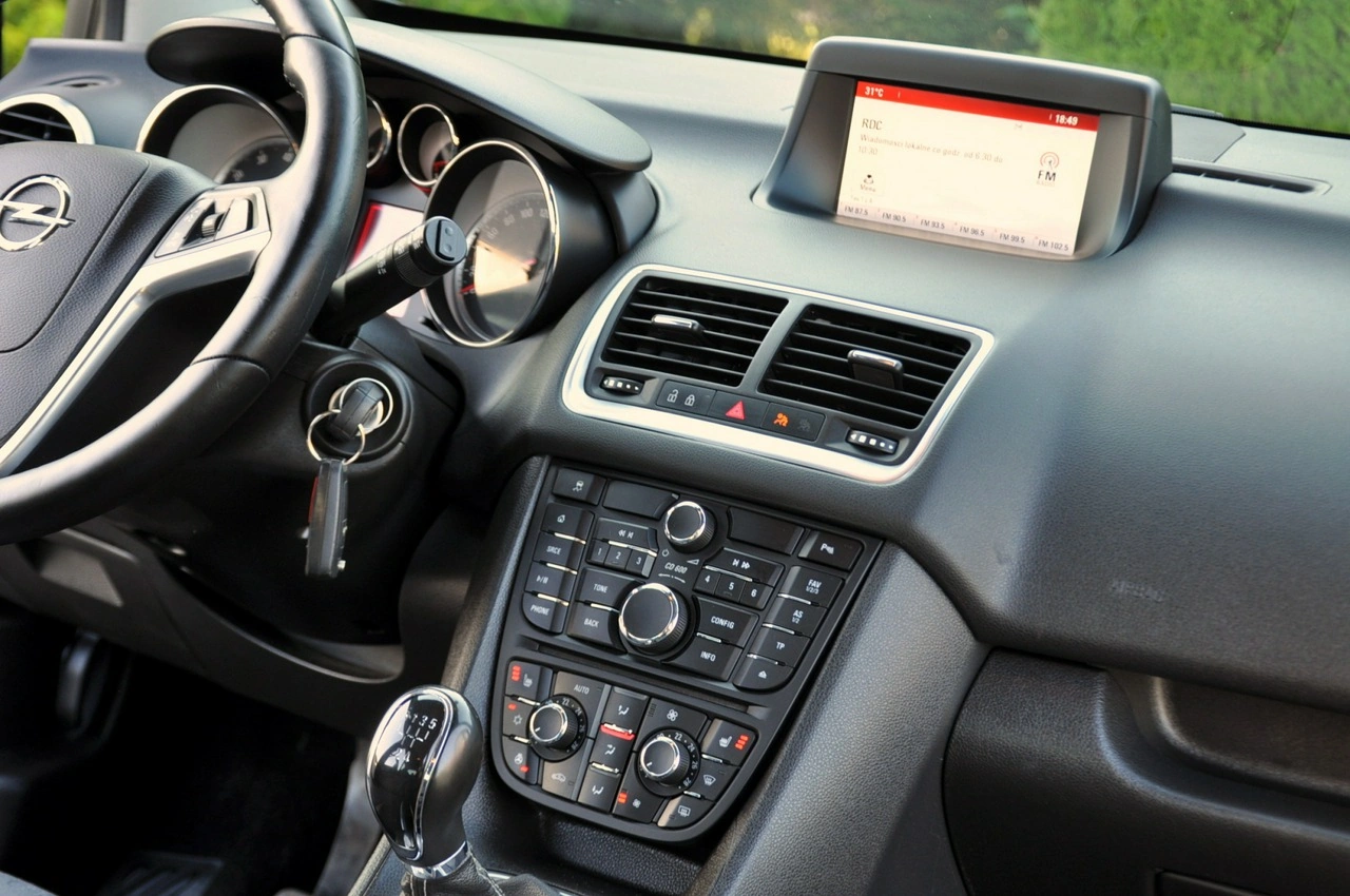 Opel Meriva - Zdjęcie 25