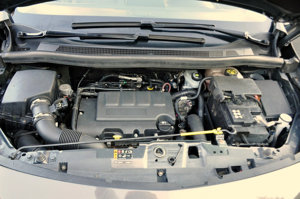 Opel Meriva - Zdjęcie 37