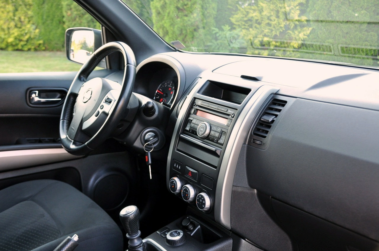 Nissan X-Trail - Zdjęcie 17