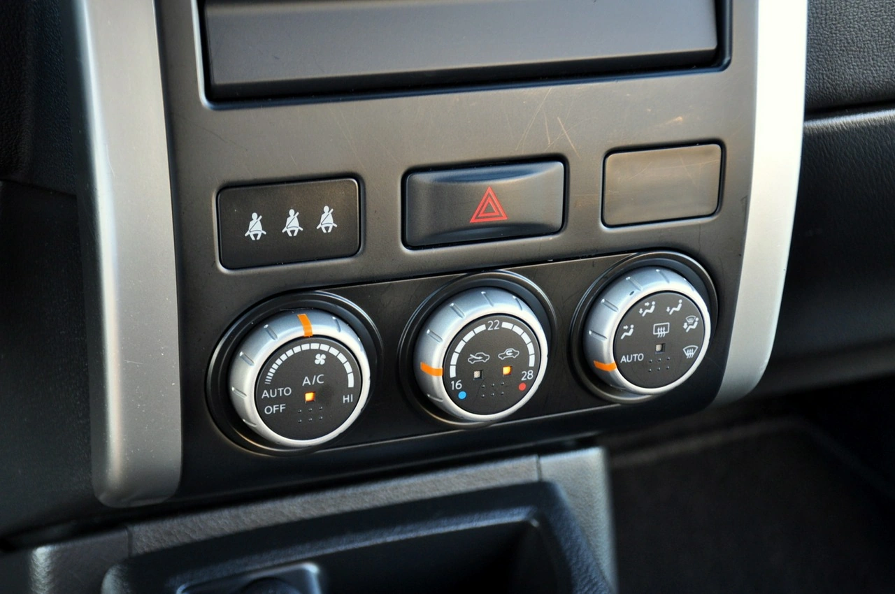 Nissan X-Trail - Zdjęcie 31