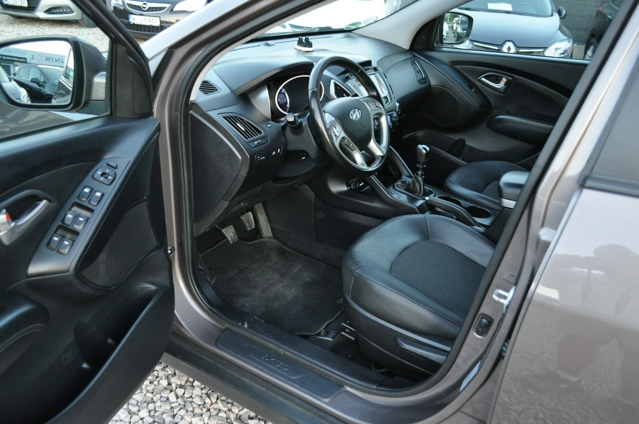 Hyundai ix35 - Zdjęcie 17