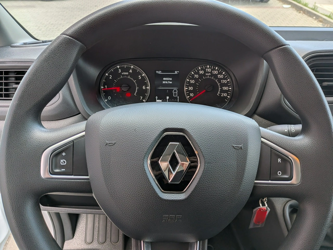 Renault Master - Zdjęcie 22