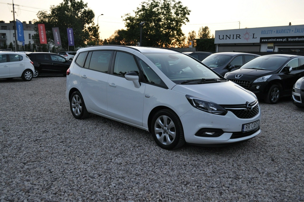 Opel Zafira - Zdjęcie 1