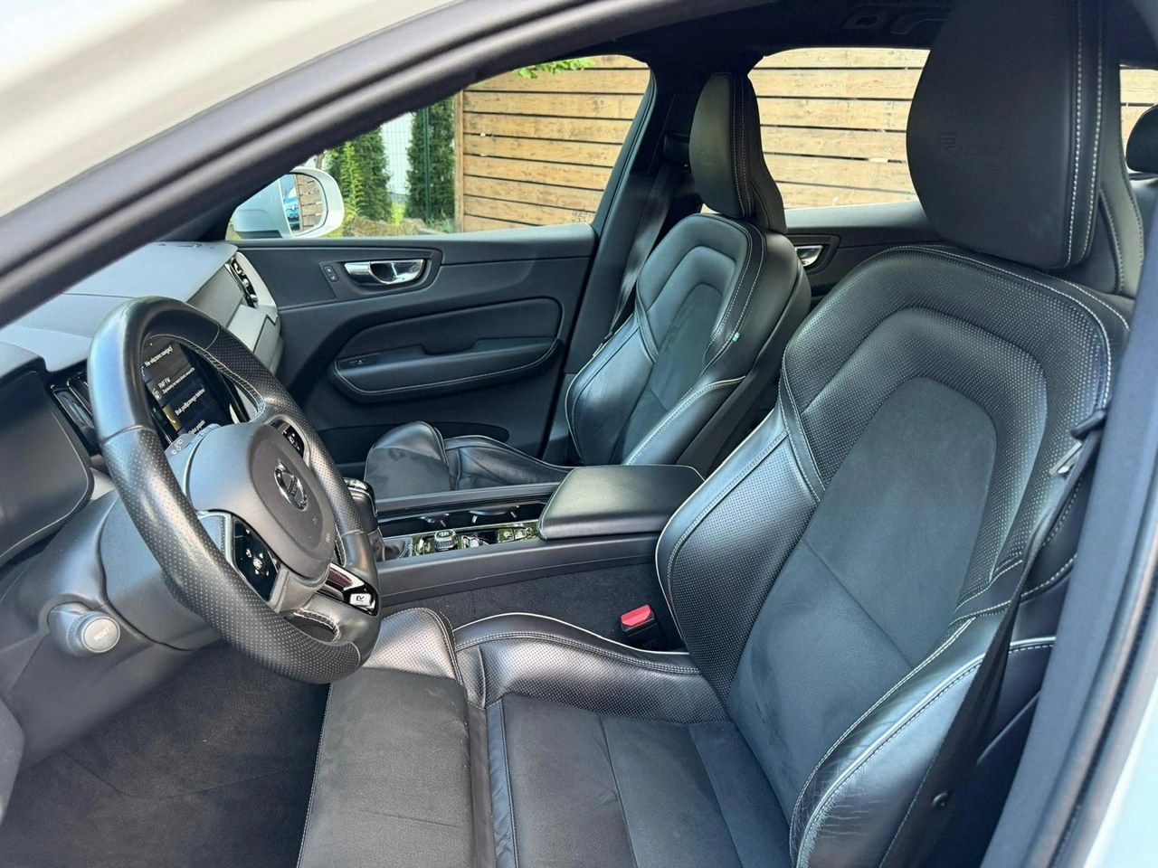 Volvo XC 60 - Zdjęcie 11