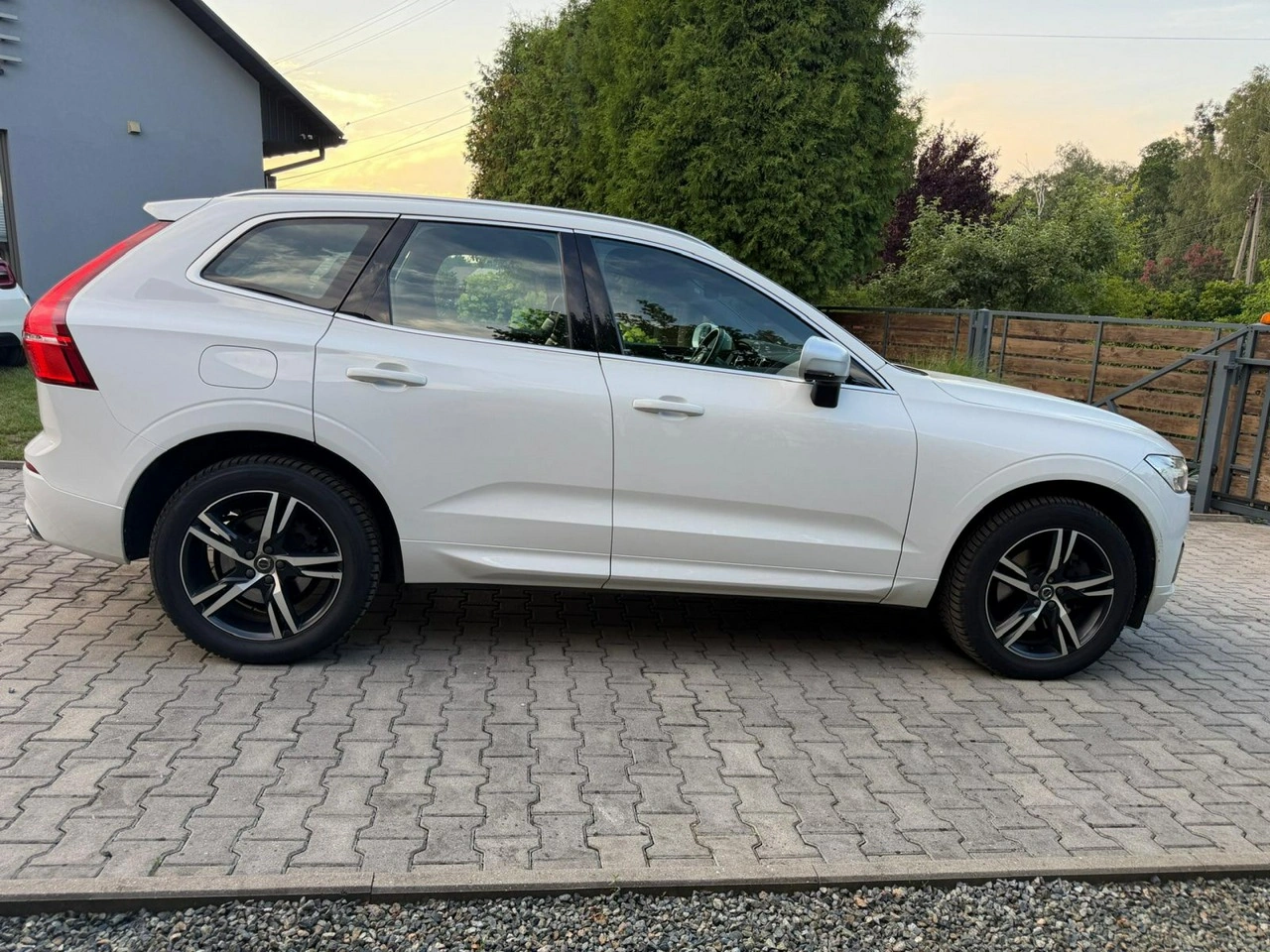 Volvo XC 60 - Zdjęcie 4