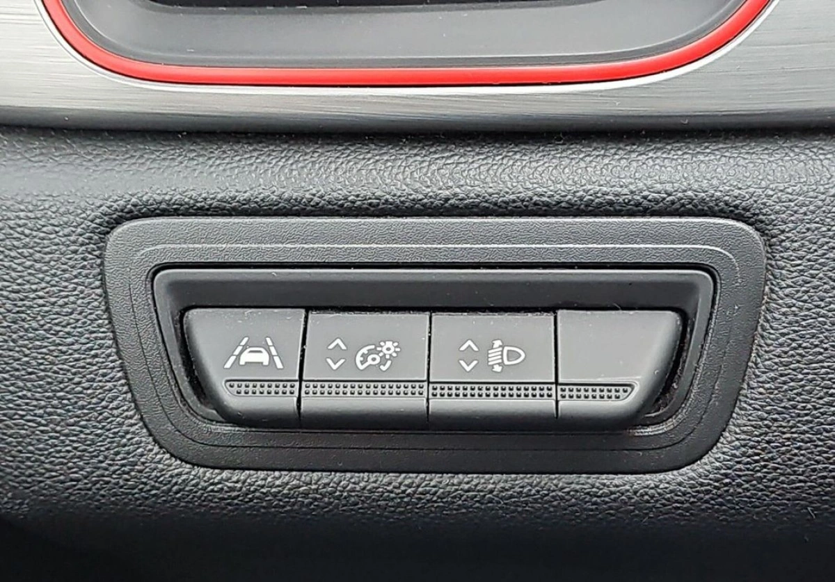 Renault Captur - Zdjęcie 18