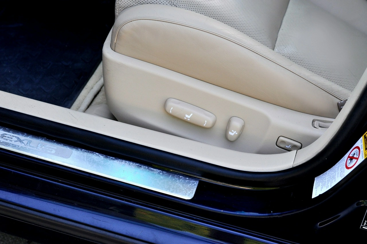 Lexus GS - Zdjęcie 14