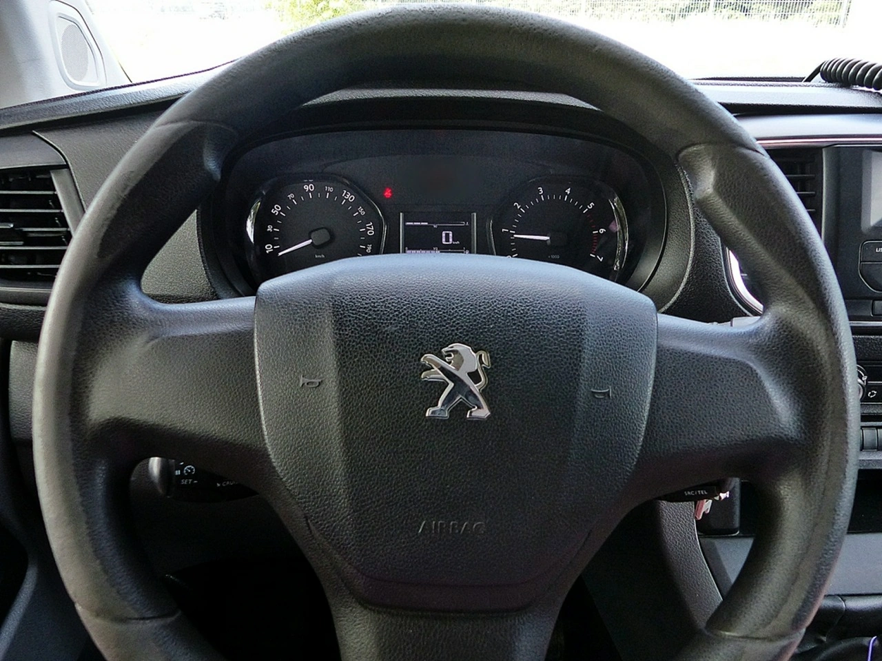 Peugeot Traveller - Zdjęcie 26
