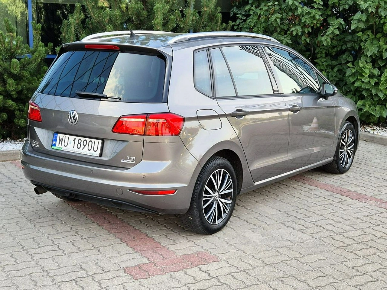 Volkswagen Golf Sportsvan - Zdjęcie 11