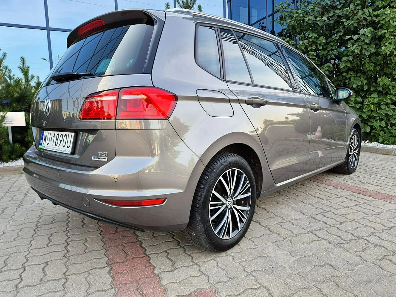 Volkswagen Golf Sportsvan - Zdjęcie 16