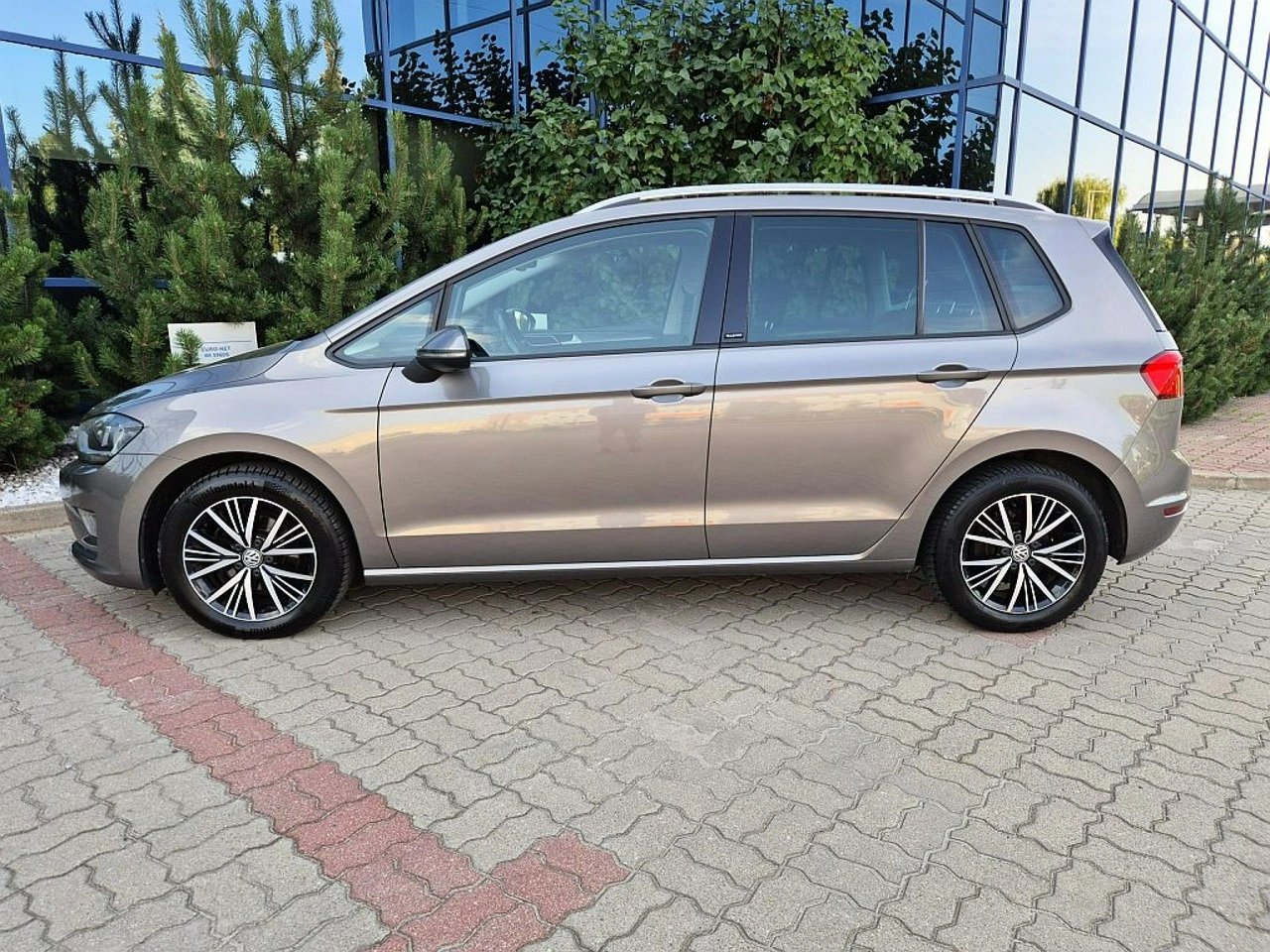 Volkswagen Golf Sportsvan - Zdjęcie 1