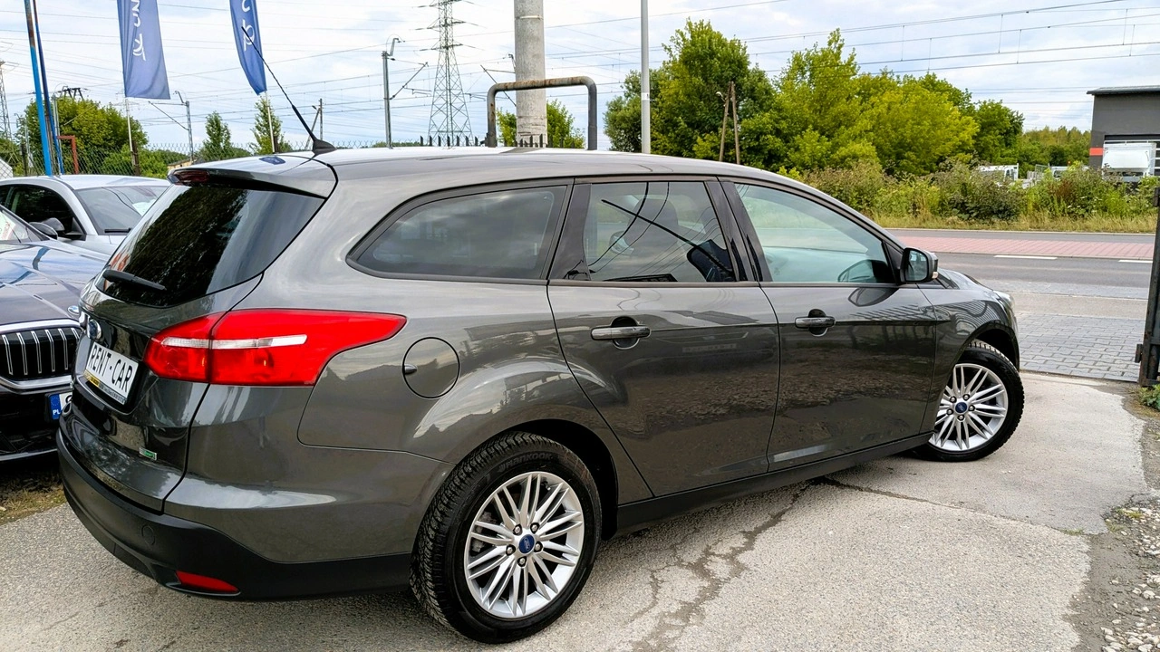 Ford Focus - Zdjęcie 9