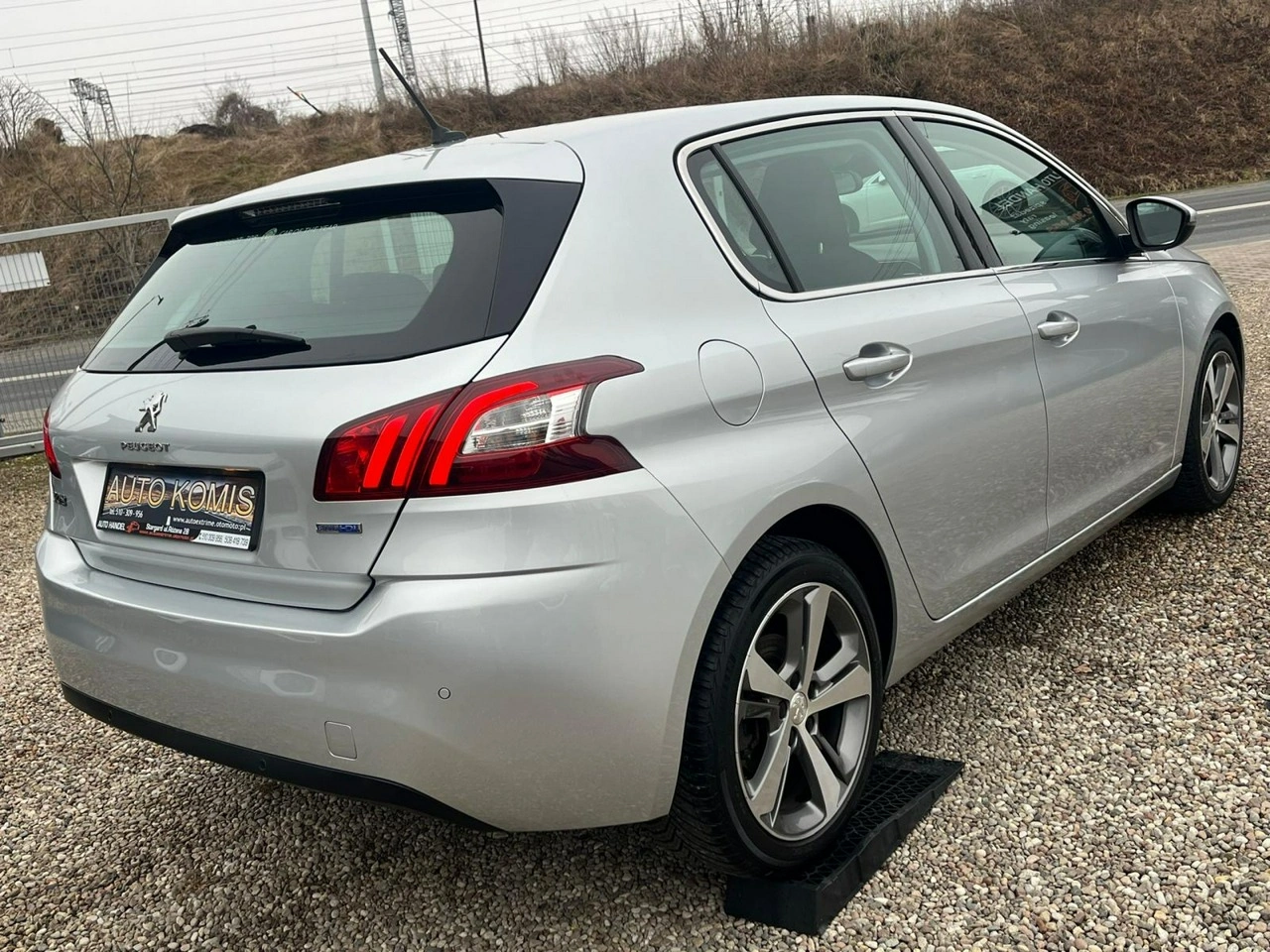 Peugeot 308 - Zdjęcie 14