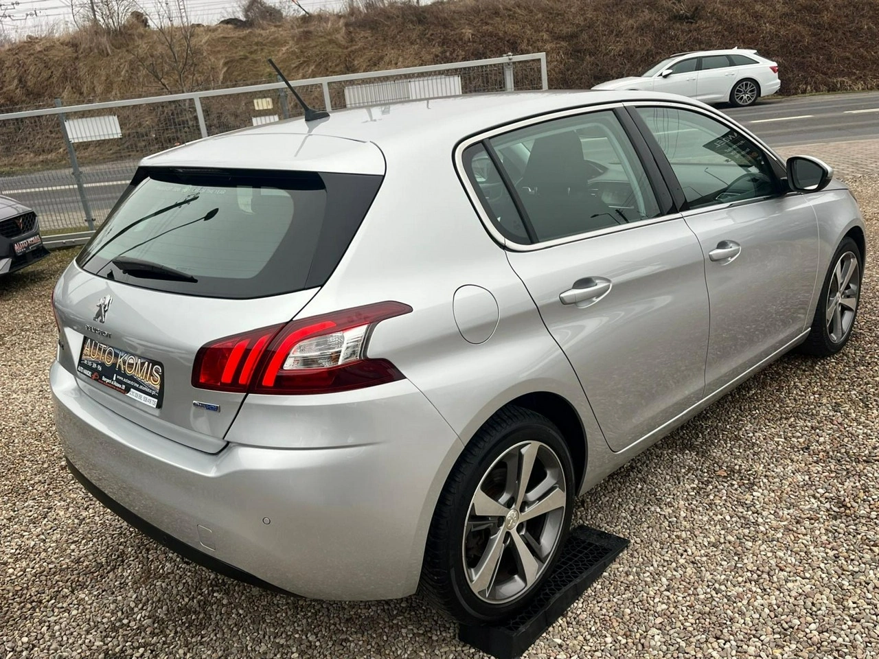 Peugeot 308 - Zdjęcie 18