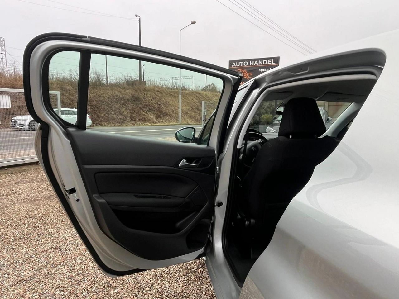 Peugeot 308 - Zdjęcie 30