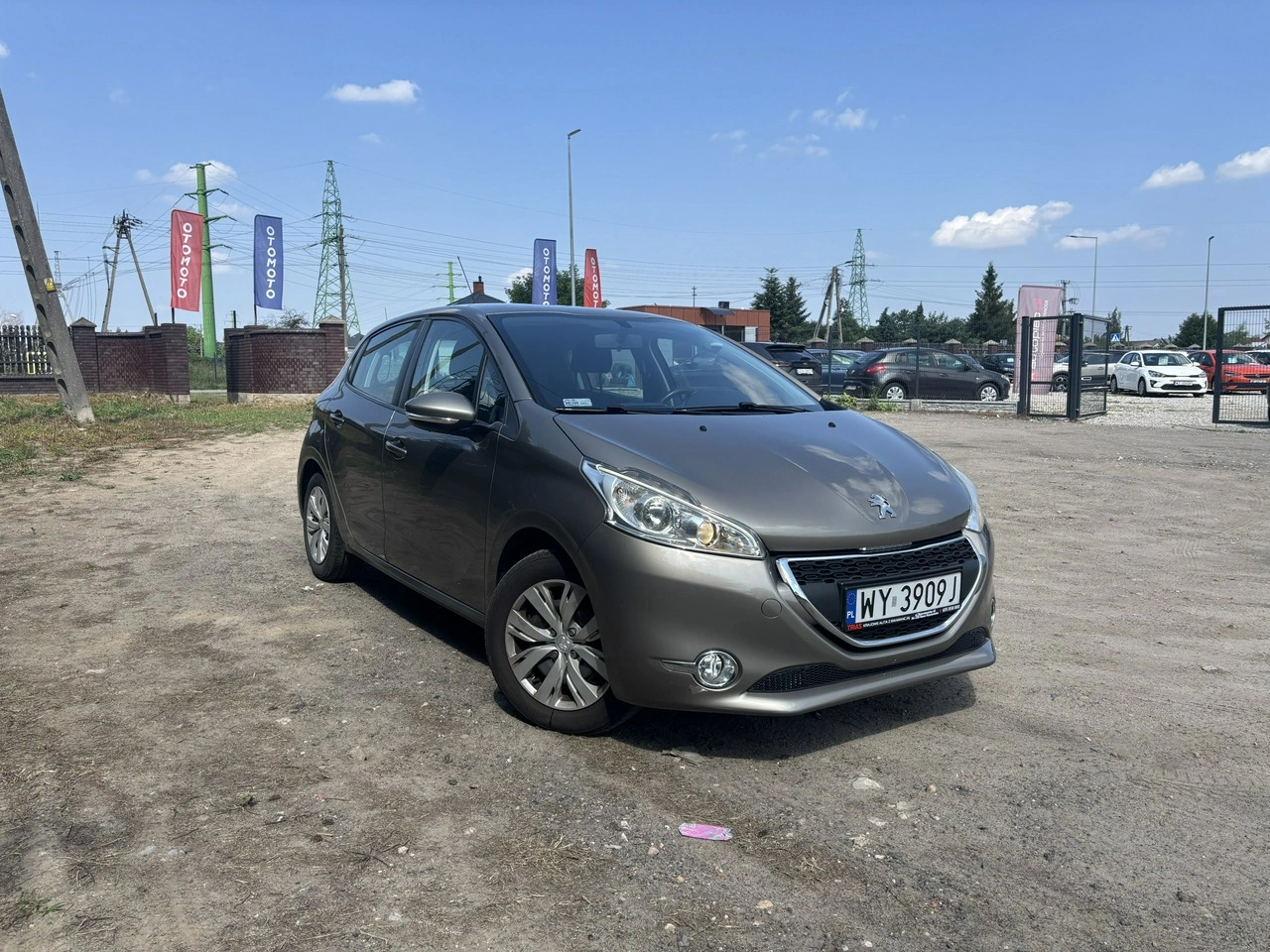 Peugeot 208 - Zdjęcie 2
