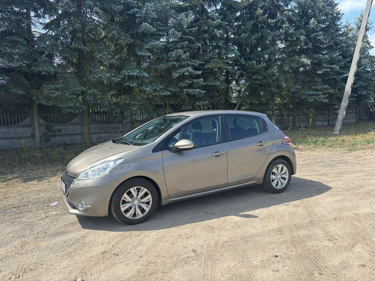 Peugeot 208 - Zdjęcie 4