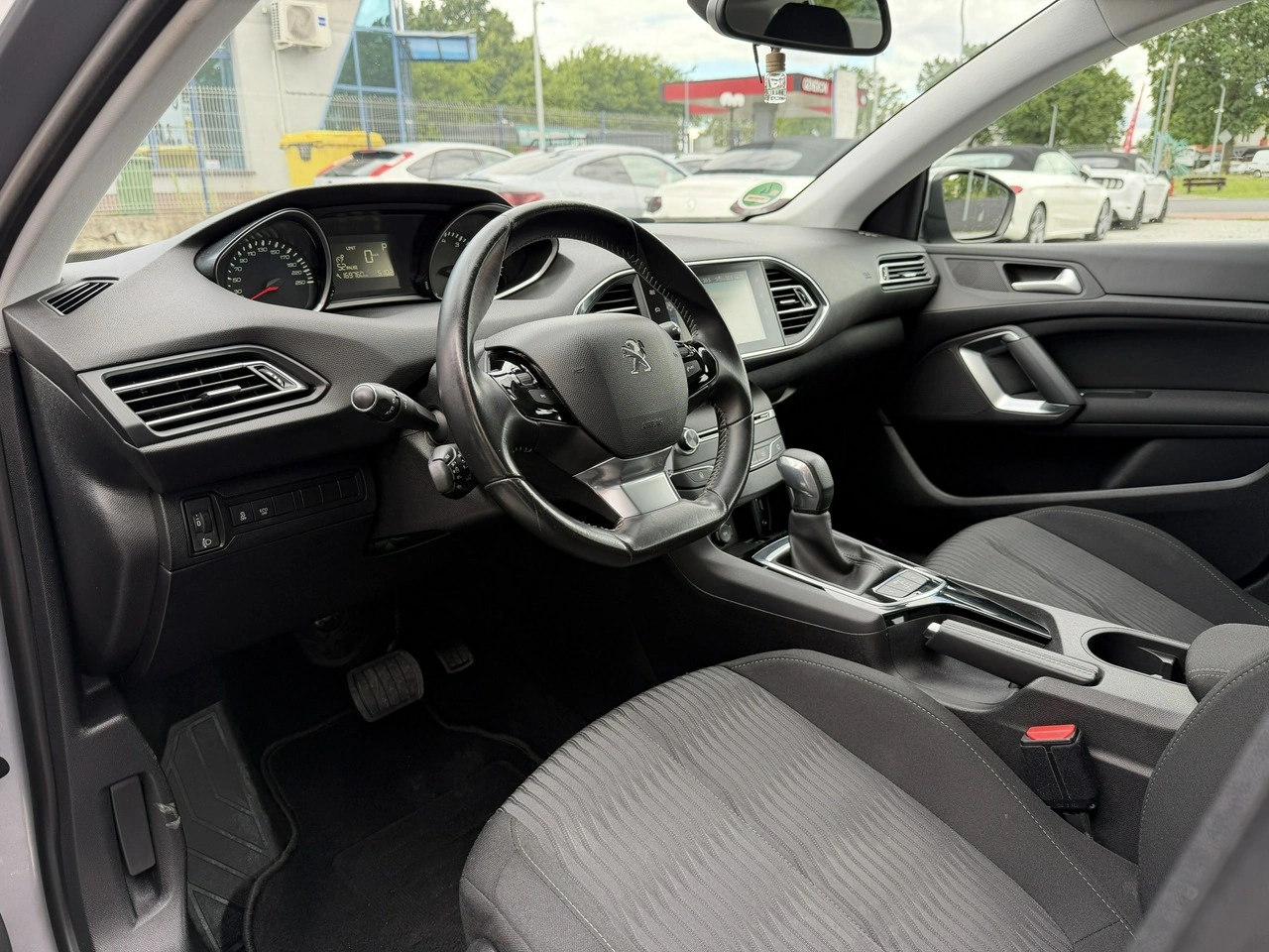 Peugeot 308 - Zdjęcie 8